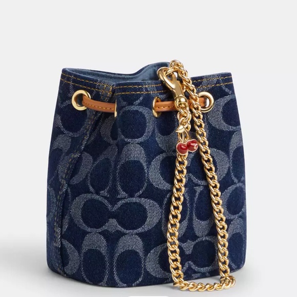 NWT COACH Drawstring Wristlet In Signature Denim CZ031 - Picture 2 of 6